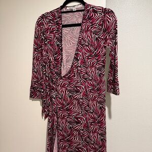 Diane von Furstenberg Wrap Dress Size 4